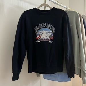 Brandy Melville Niagara Falls crewneck